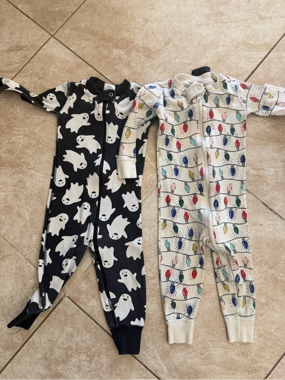 Hanna Anderson Halloween Ghosts & Christmas Lights onesie sleeper 18-24 months
